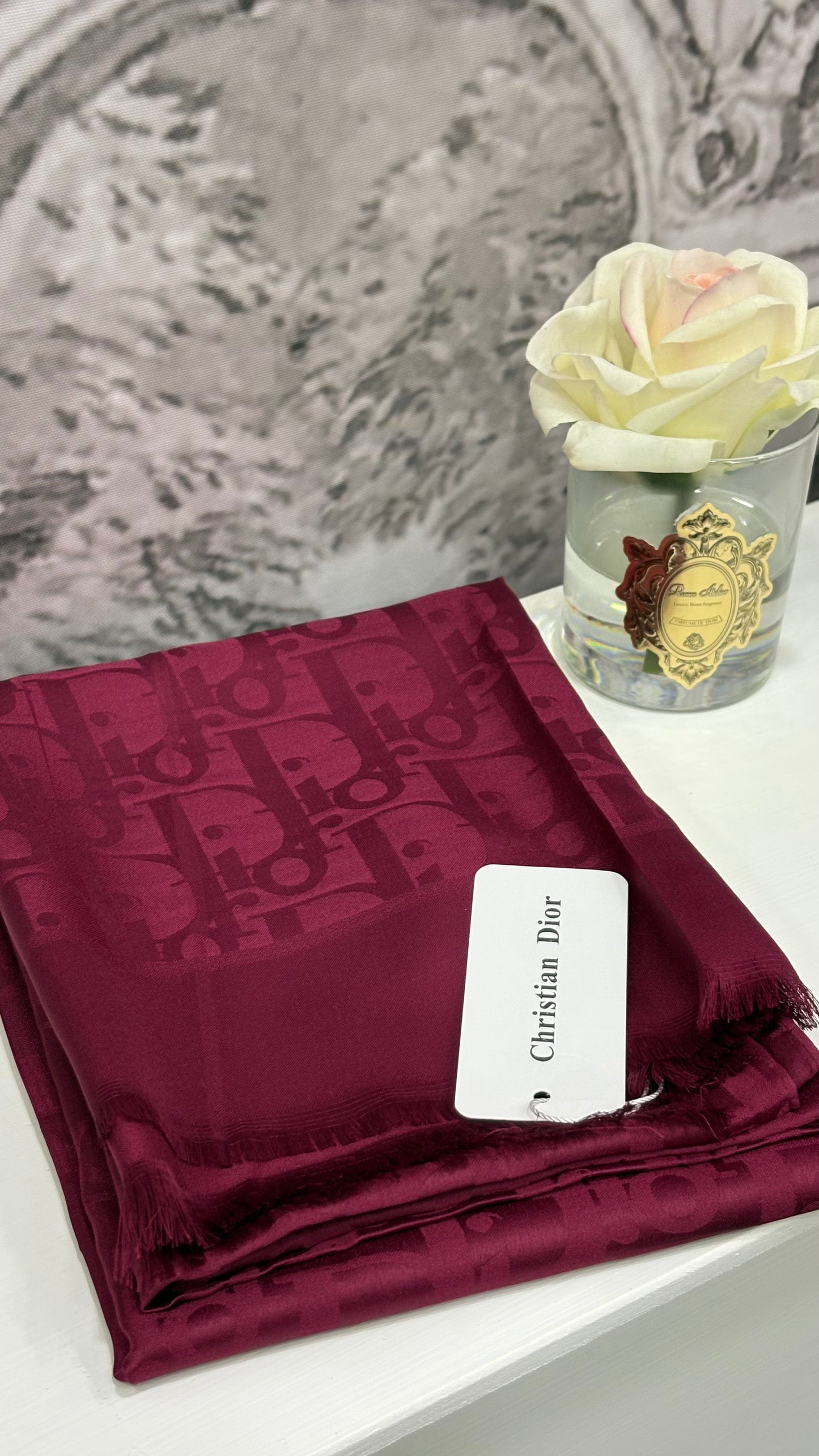 DIOR ŞAL