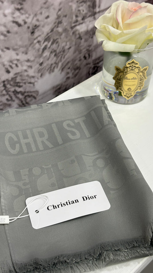 DIOR ŞAL